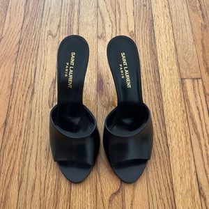 Saint Laurent LA 16 leather mules